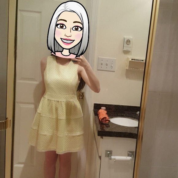 Very elegant & lovely Spring/Summer dress - Picture 1 of 6